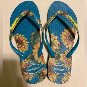 Havaianas flip flop/slippers size 7/8